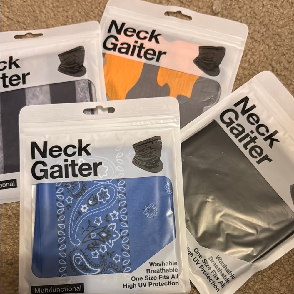 Multicolor Neck Gaiter - random color
